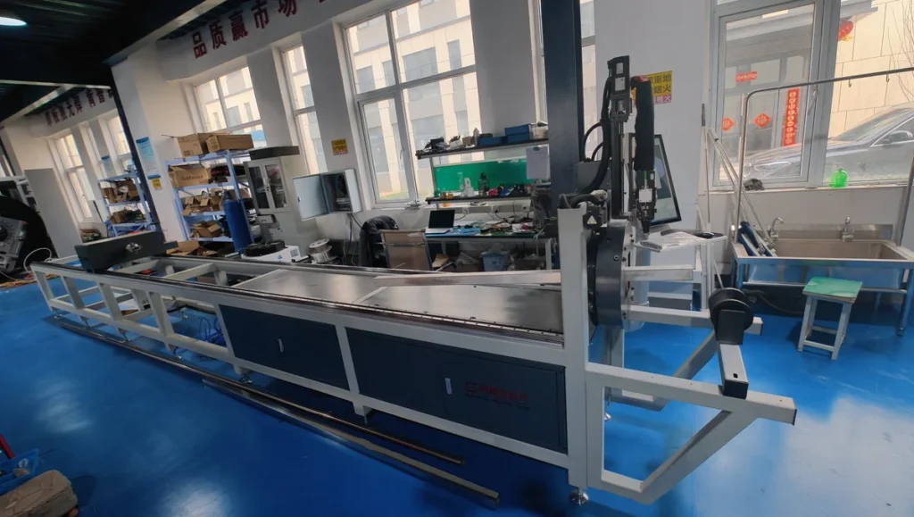 CNC Fiber Laser Tube Cutting Machine